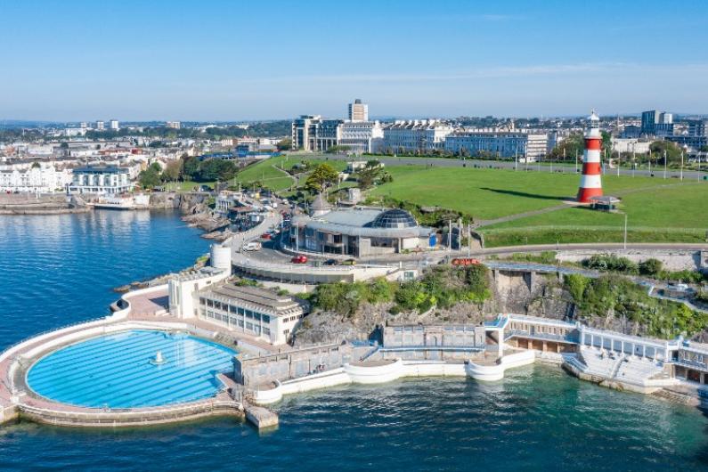 Plymouth Hoe aerial - Tinside Quality Hotel site 970 x 500